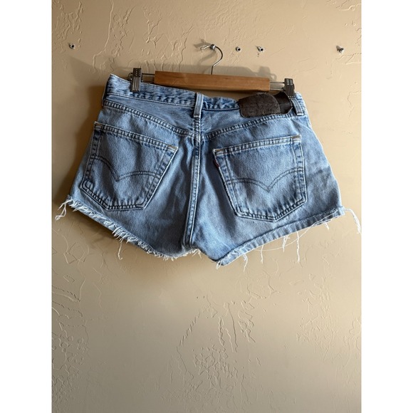 Levi Urban Outfitted Denim‎ Shorts Button Fly Mid Rise - Picture 2 of 2